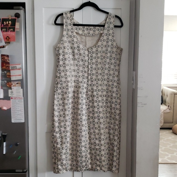 👗 SLEEVLESS DRESS - Picture 2 of 3